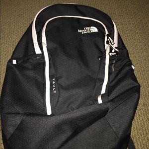 BRAND NEW PINK & BLACK NORTHFACE BACKPACK